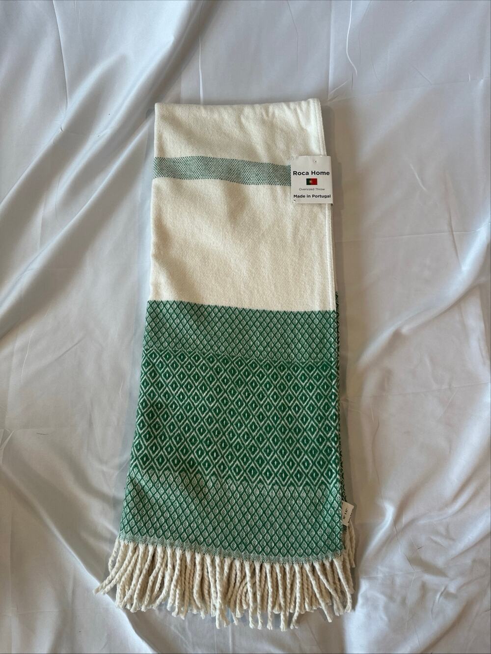 Roca home 80% cotton blend throw emerald green and cream color 50” x 67”